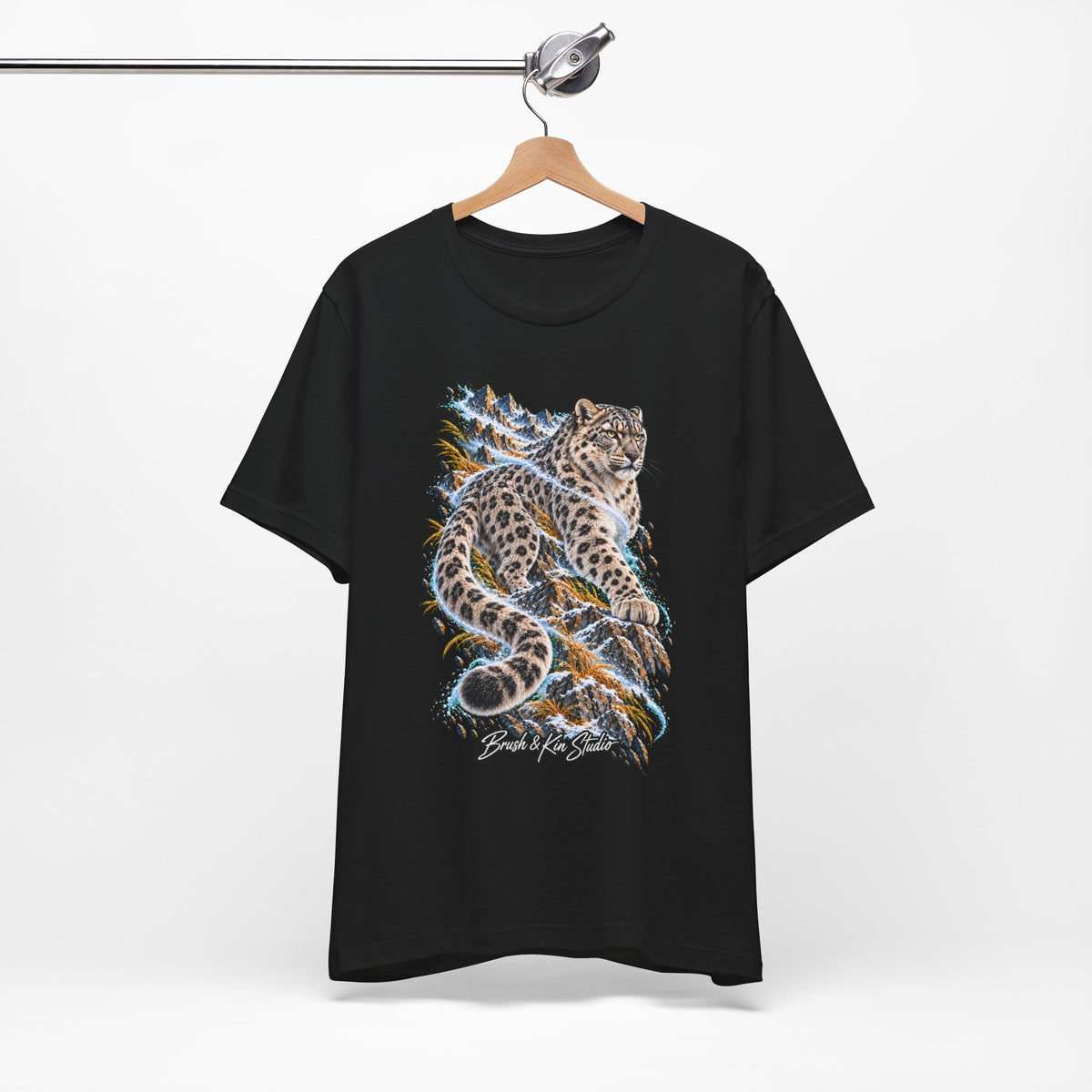 Snow Leopard Graphic Tee — Bold Mountain Wildlife T‑Shirt